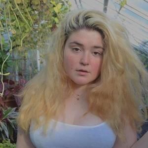 Meet your Posher, Maya